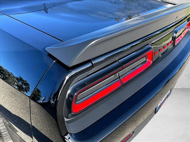 Used 2016 Dodge Challenger SRT Hellcat RWD image 29
