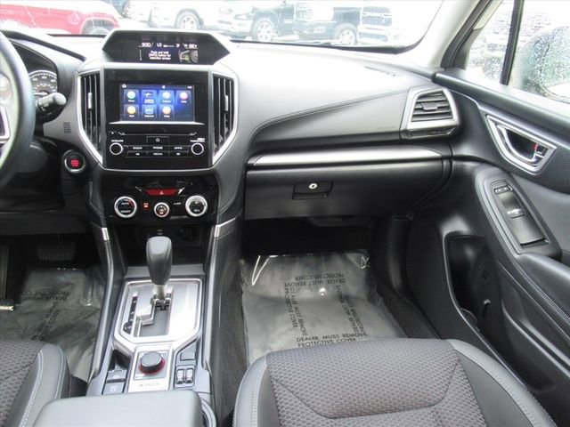 Used 2020 Subaru Forester Premium image 14