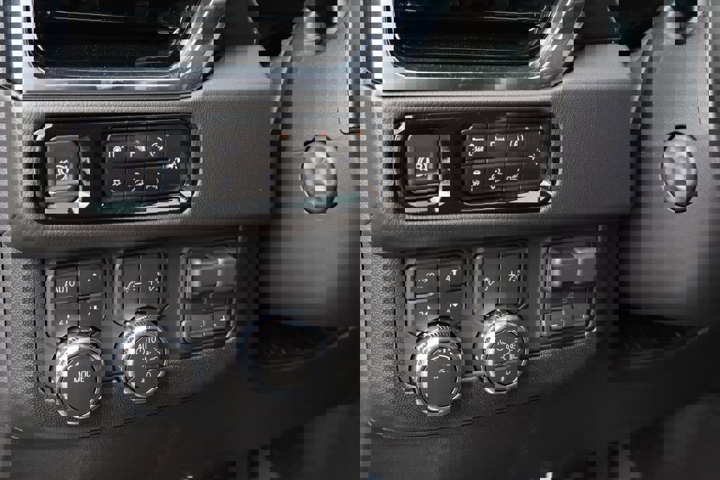 New 2026 GMC Yukon Denali w/ Denali Reserve Package image 12