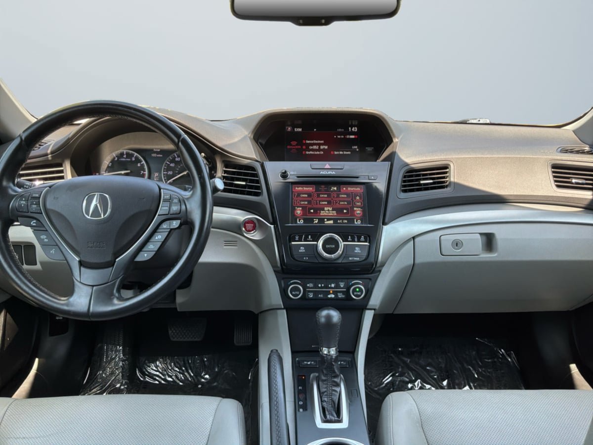 Used 2016 Acura ILX FWD image 10