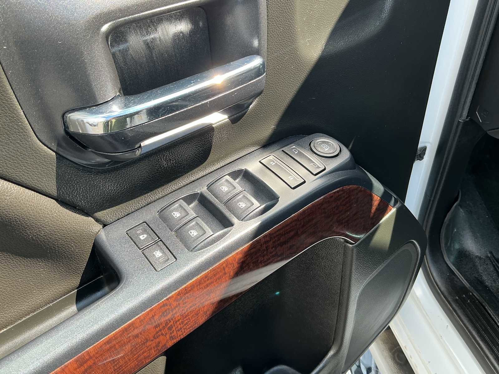 Used 2019 GMC Sierra 2500 SLE w/ SLE Preferred Package image 21