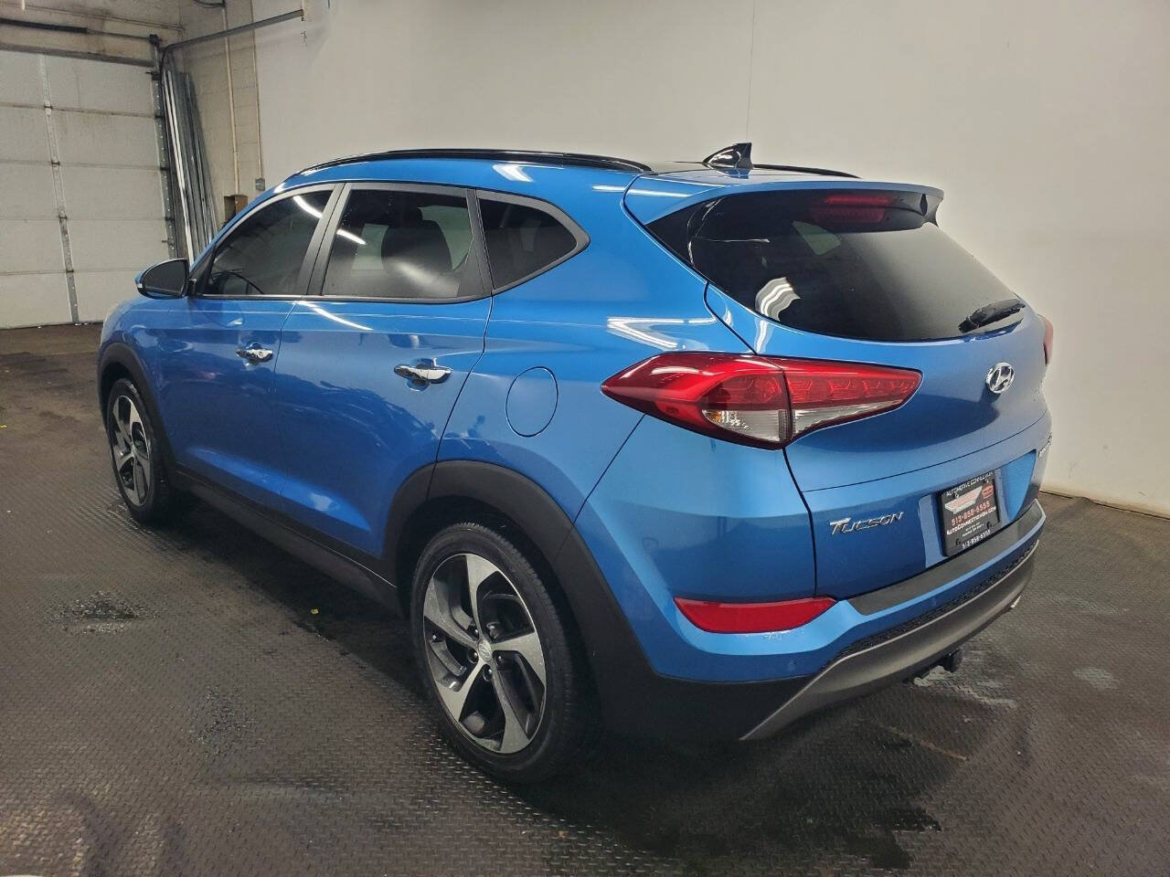 Used 2016 Hyundai Tucson Limited w/ Option Group 03 FWD image 5