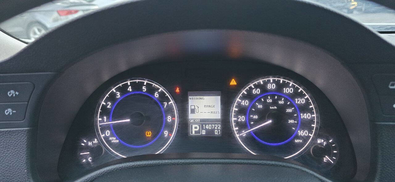 Used 2013 INFINITI G37 x AWD 4dr Sedan w/ Premium Pkg image 22