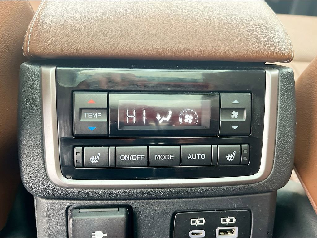 Used 2024 Subaru Ascent Touring image 28