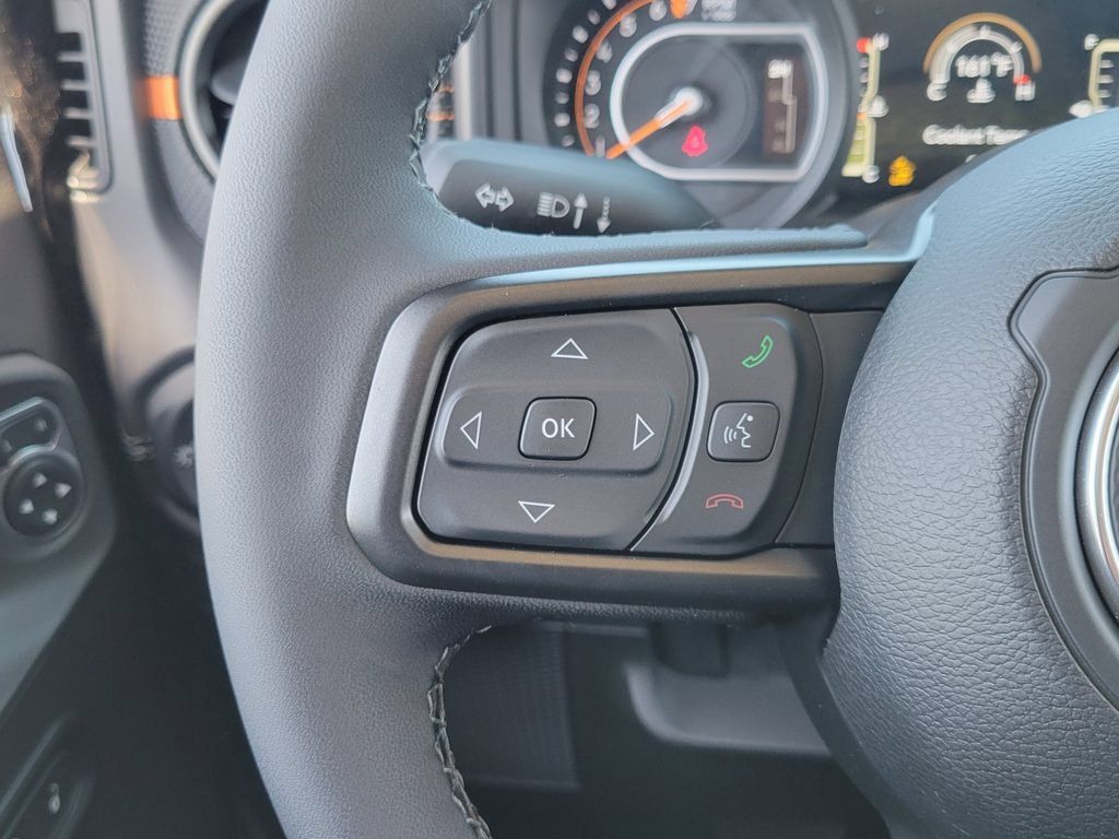 New 2026 Jeep Gladiator Mojave AWD/4WD image 5