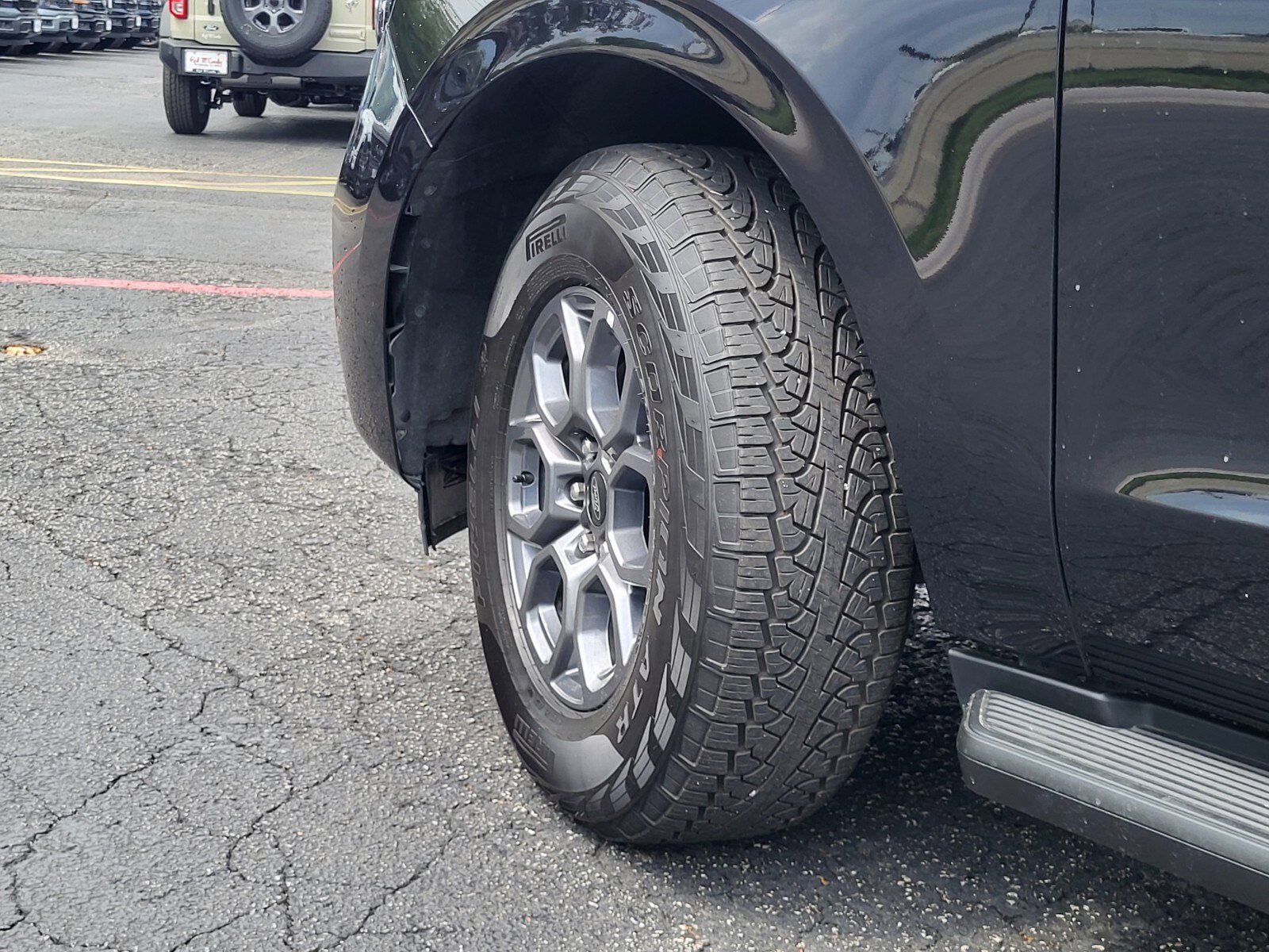 Certified 2025 Ford Expedition Active image 34