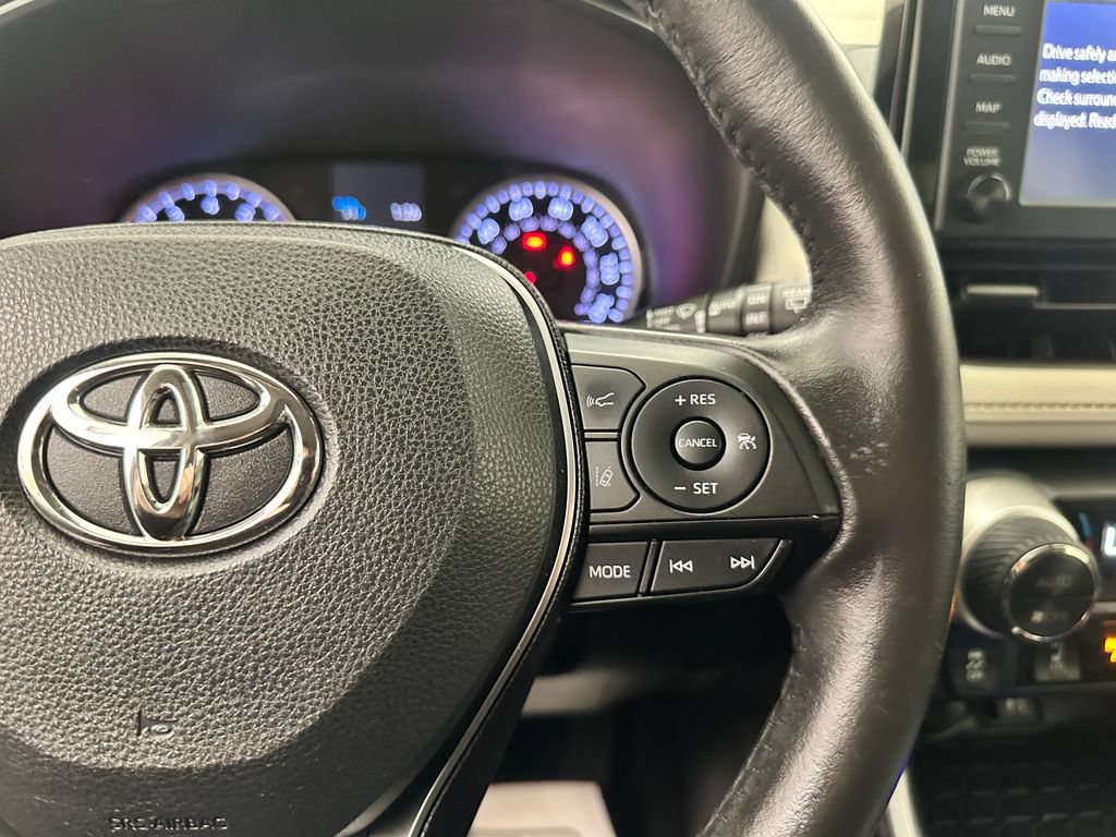 Used 2019 Toyota RAV4 XLE AWD/4WD image 23