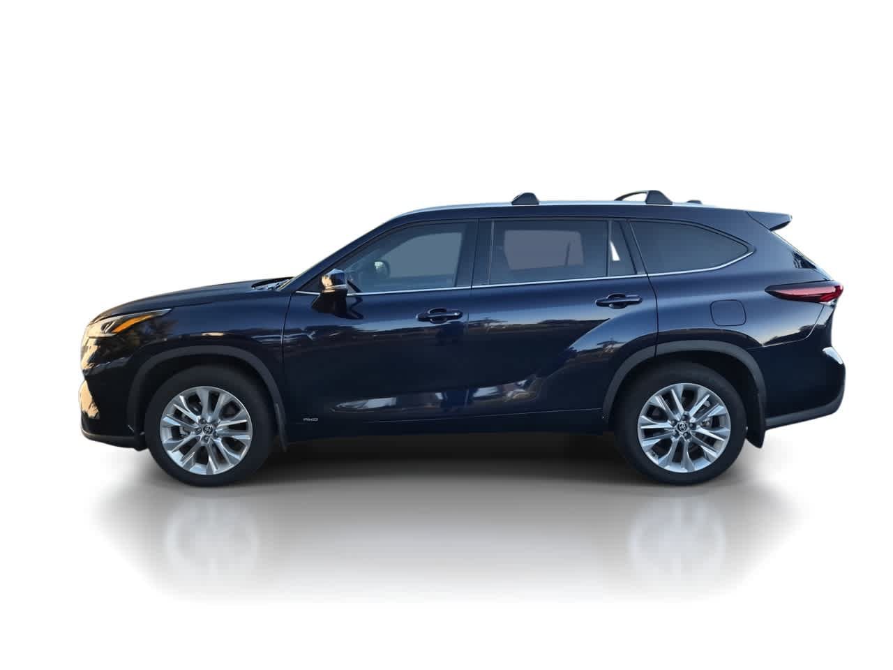 Used 2024 Toyota Highlander Limited AWD/4WD image 5