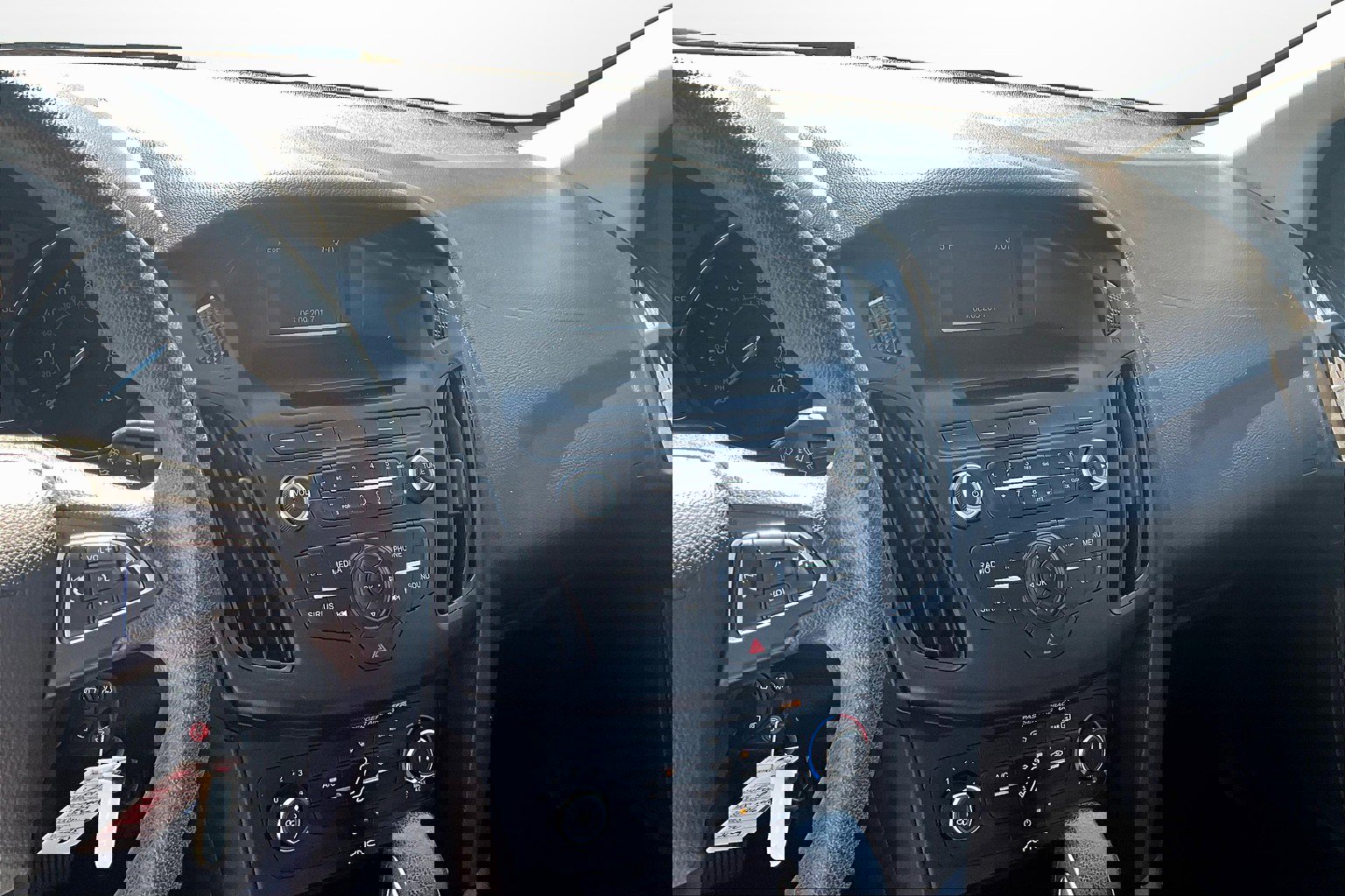 Used 2017 Ford Focus SE image 6