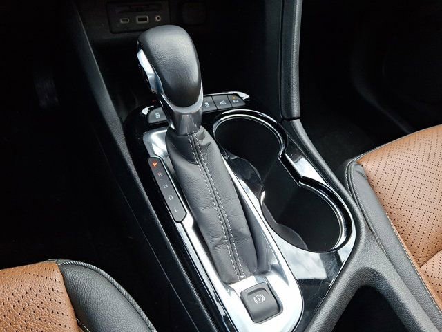 Used 2020 Buick Encore GX Essence w/ Advanced Technology Package image 14