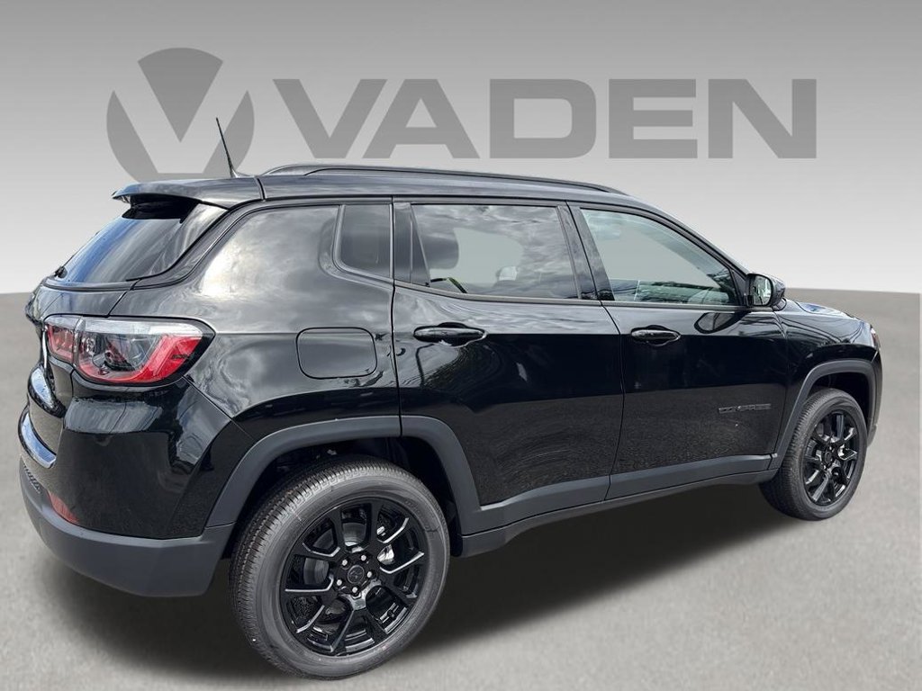 New 2026 Jeep Compass Latitude AWD/4WD image 8