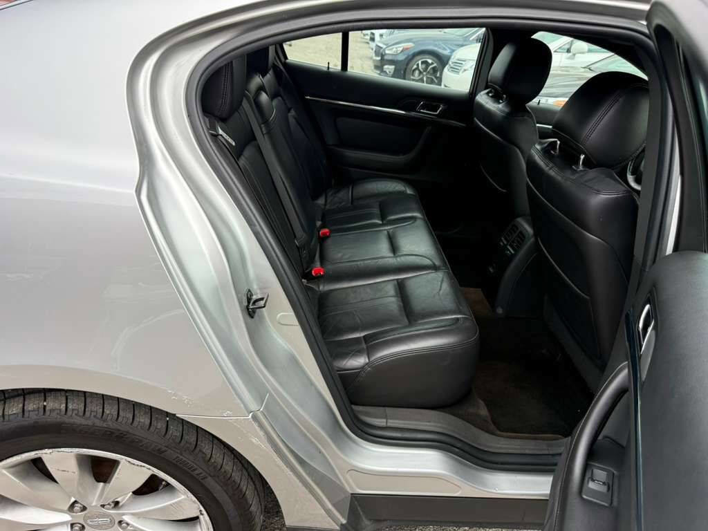 Used 2013 Lincoln MKS image 18