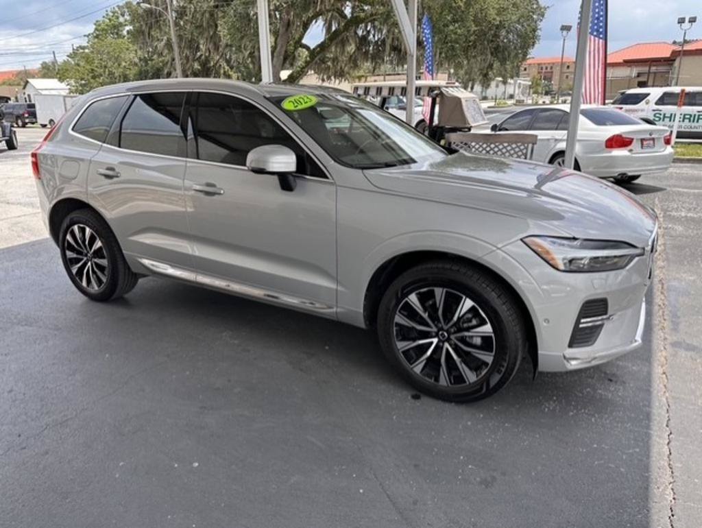 Used 2023 Volvo XC60 B5 Plus AWD/4WD image 8