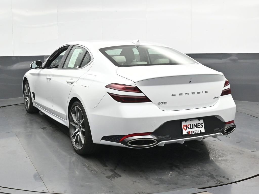 Used 2024 Genesis G70 2.5T image 10
