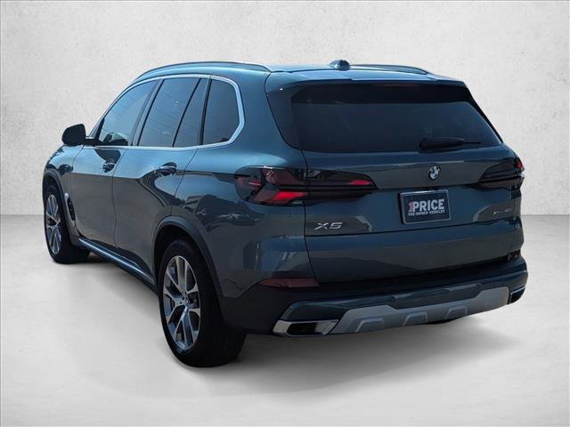 Used 2024 BMW X5 xDrive40i w/ Parking Assistance Package image 8