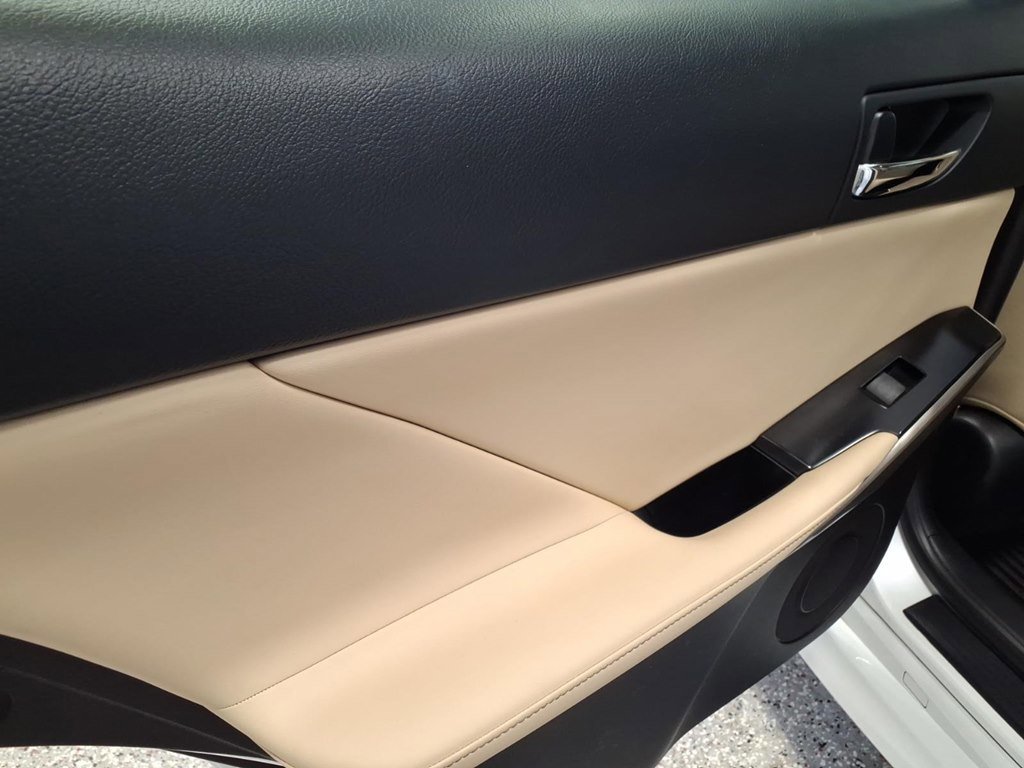 Used 2014 Lexus IS 250 w/ Navigation Package image 21