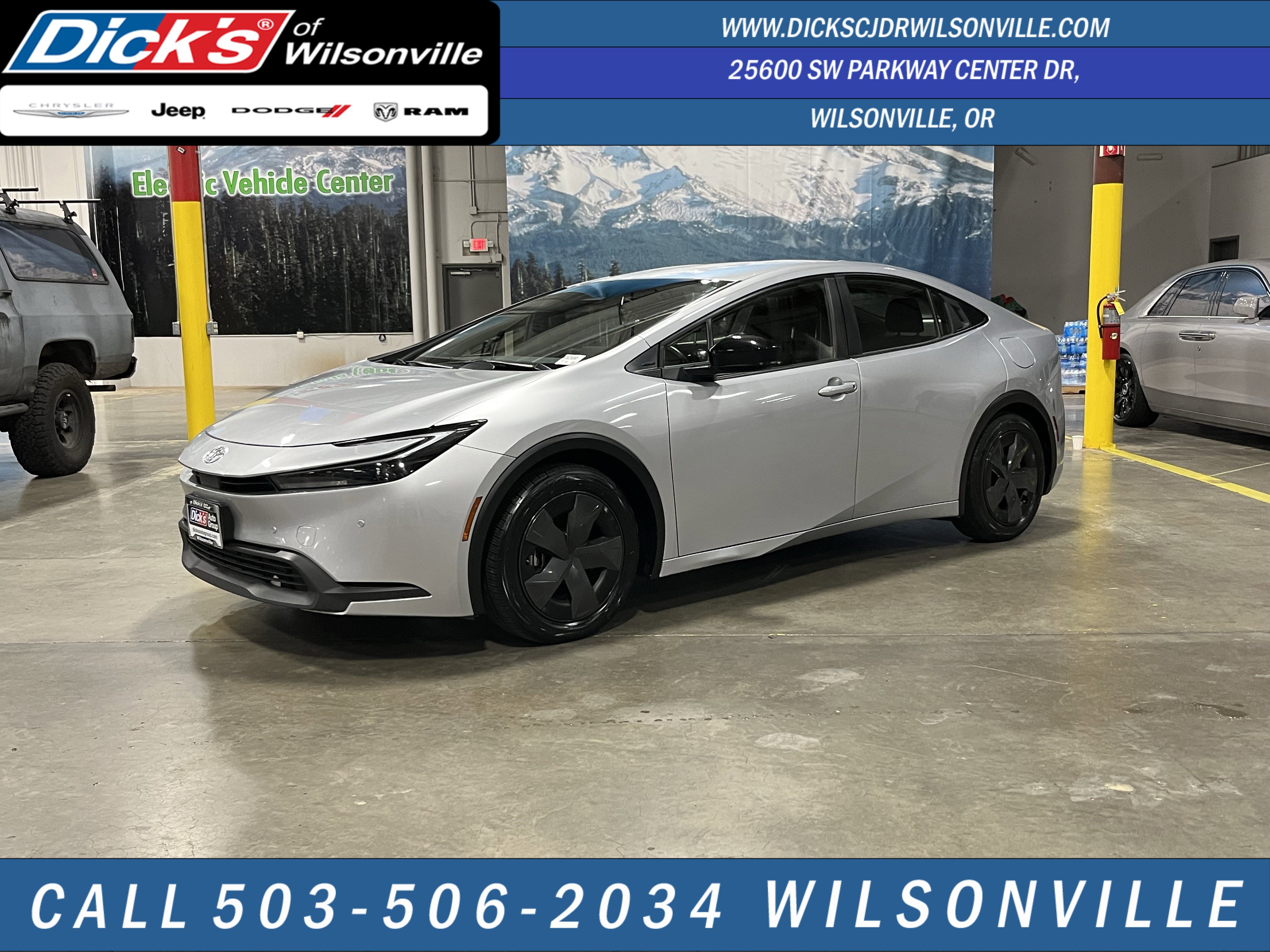 Used 2024 Toyota Prius LE