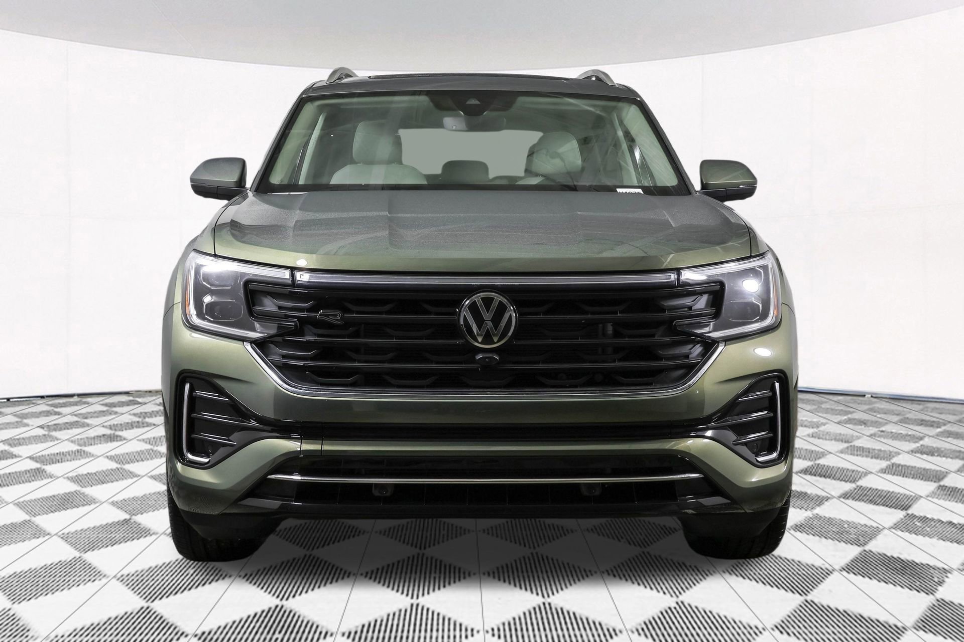 New 2026 Volkswagen Atlas SEL Premium R-Line image 8