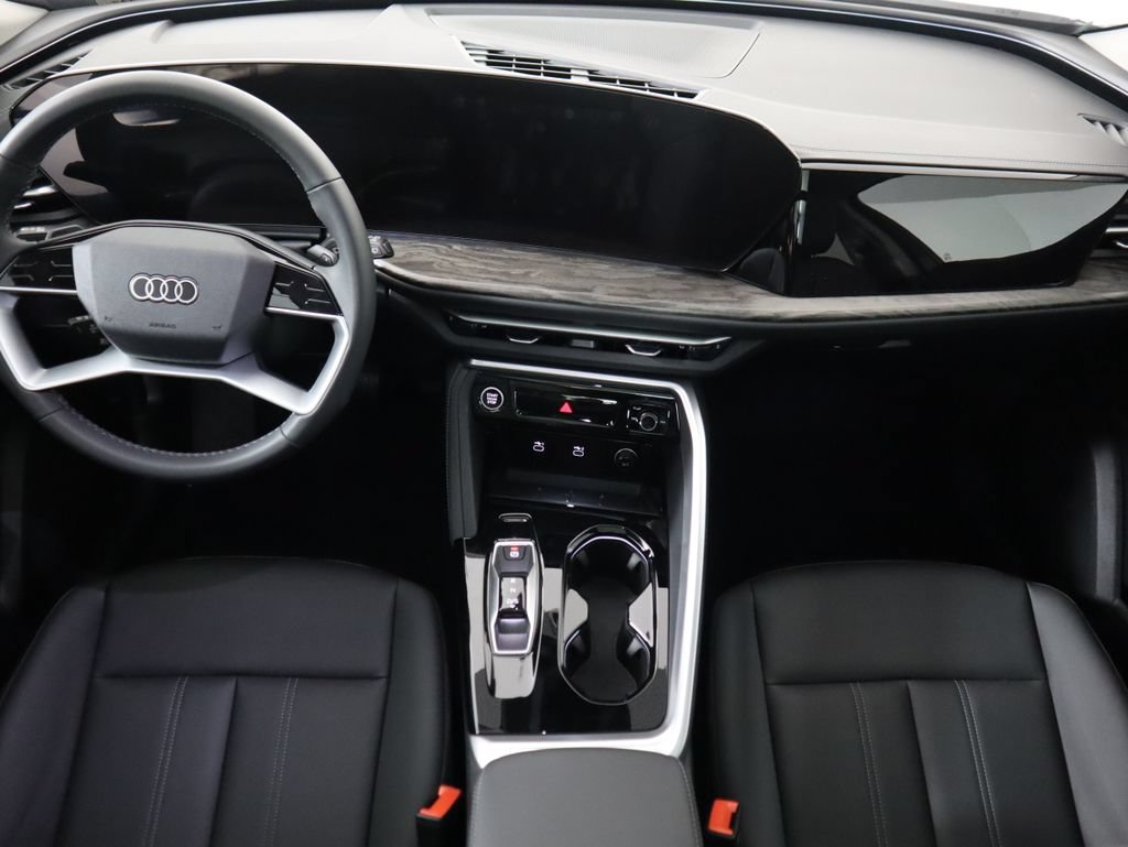 Used 2025 Audi Q5 Premium w/ Convenience Package AWD/4WD image 14