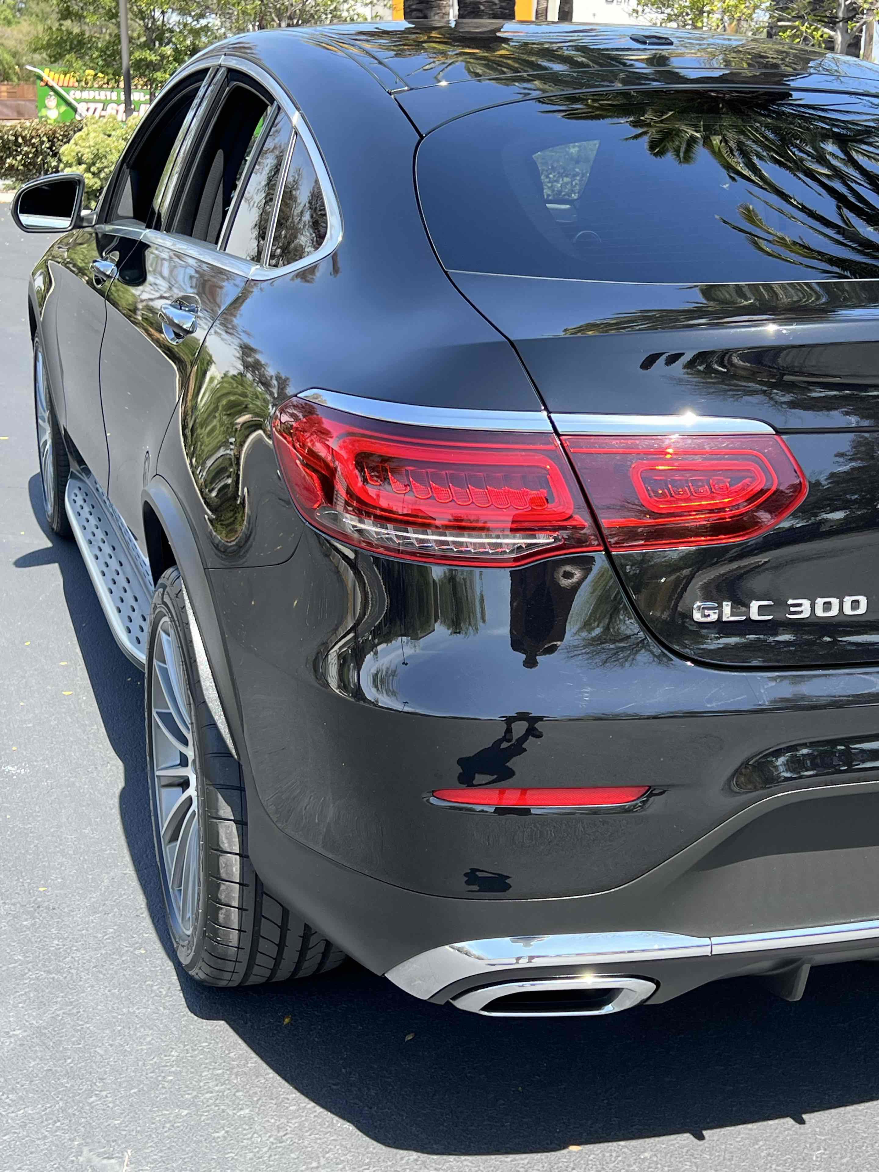 Used 2020 Mercedes-Benz GLC 300 4MATIC Coupe image 43