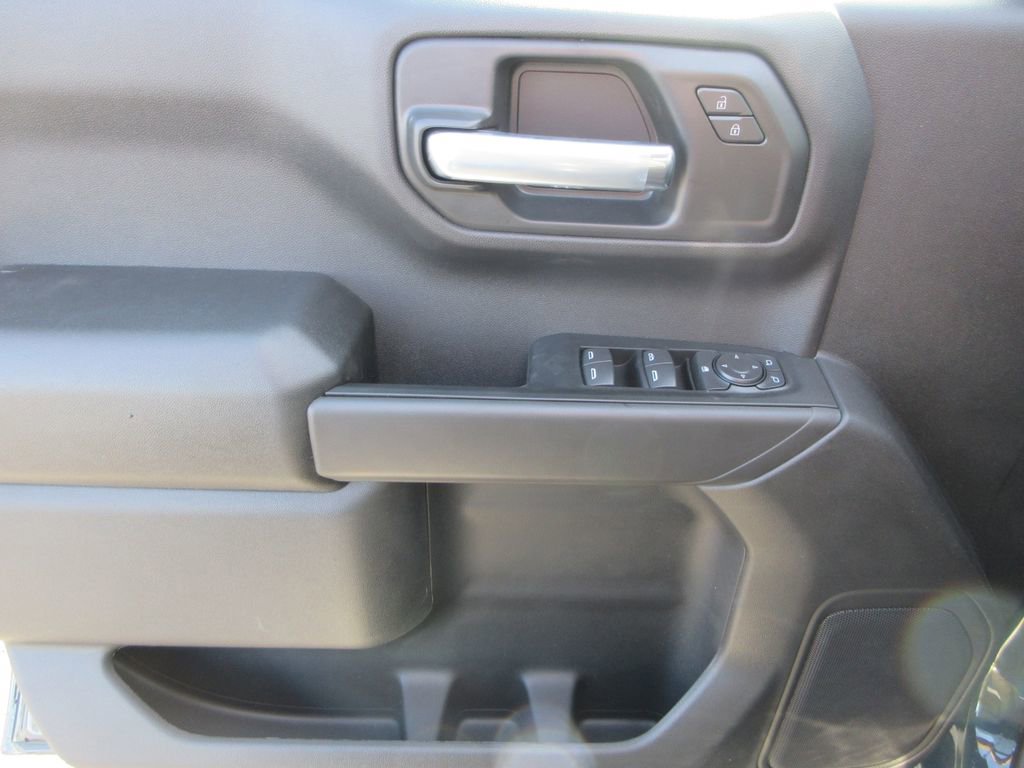 New 2026 Chevrolet Silverado 1500 Custom Trail Boss w/ Turbomax Blackout Package image 25