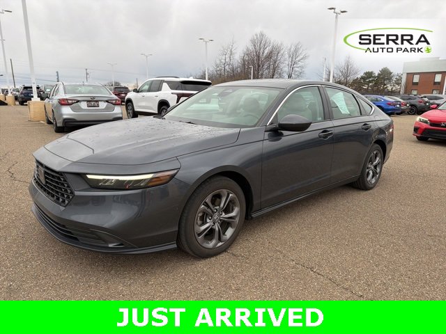 Used 2023 Honda Accord EX image 1