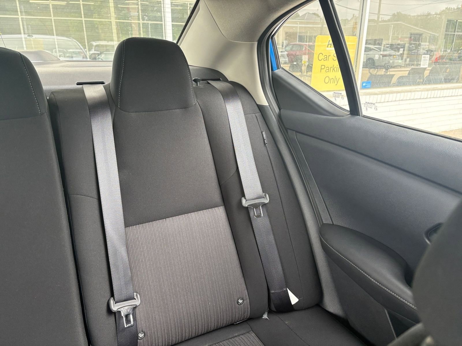 Used 2025 Nissan Sentra SV FWD image 35