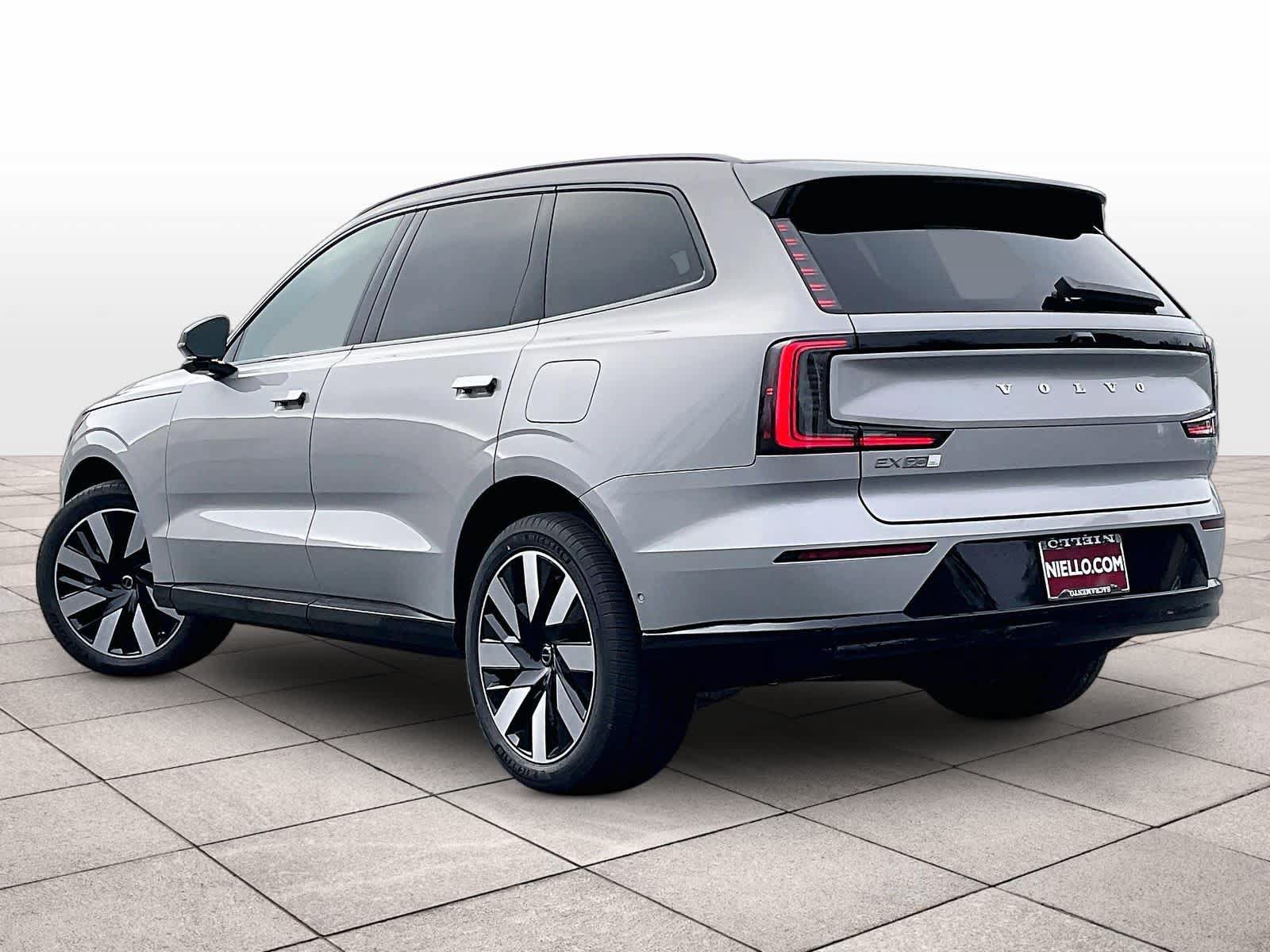 New 2025 Volvo EX90 Plus w/ Protection Package Premier AWD/4WD image 3