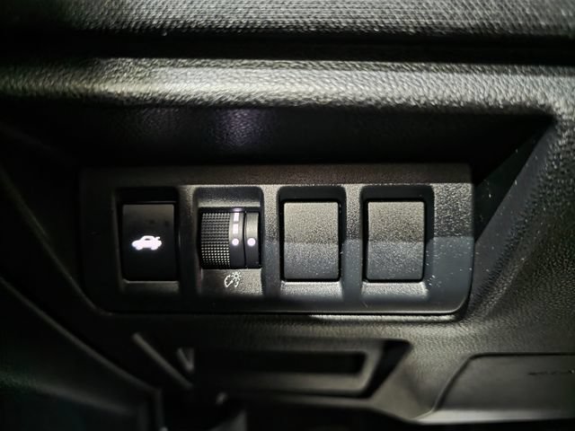 Used 2020 Subaru Legacy Premium w/ Popular Package #1 AWD/4WD image 19