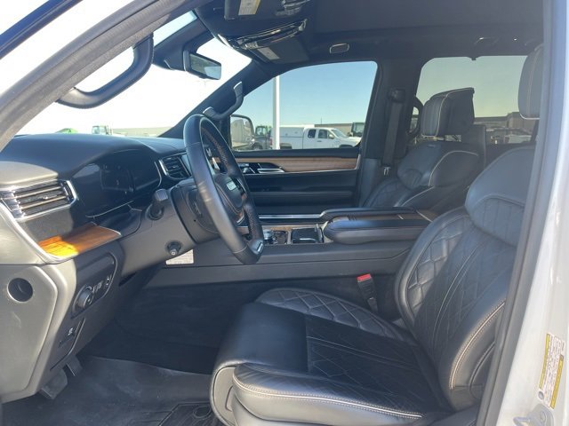 Used 2023 Jeep Grand Wagoneer L Series III w/ Rear Seat Video Group 1 image 20