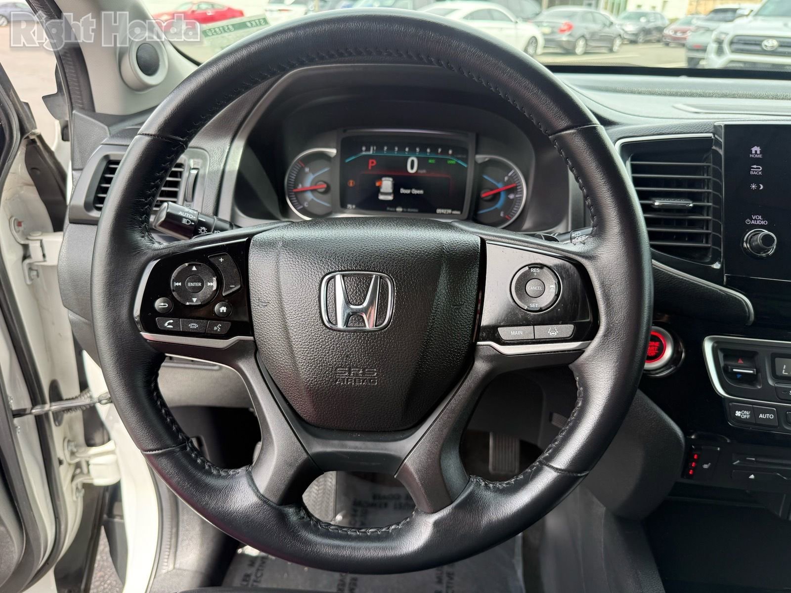 Used 2022 Honda Pilot Touring image 16