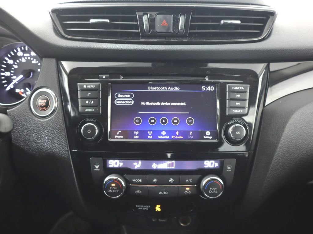 Used 2021 Nissan Rogue Sport SV AWD/4WD image 15