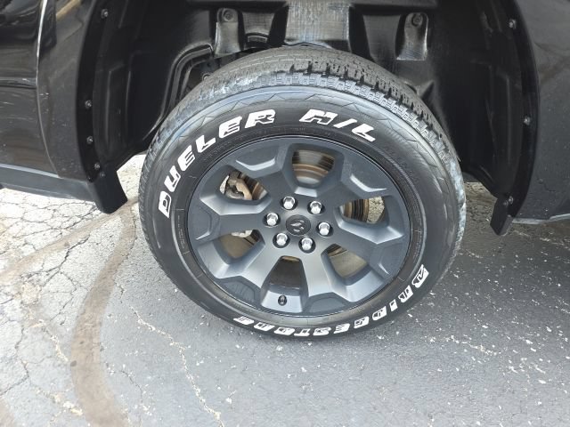Used 2025 RAM 1500 Big Horn AWD/4WD image 37