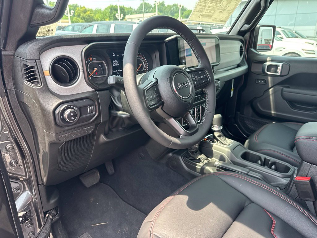 New 2026 Jeep Gladiator Sport AWD/4WD image 10