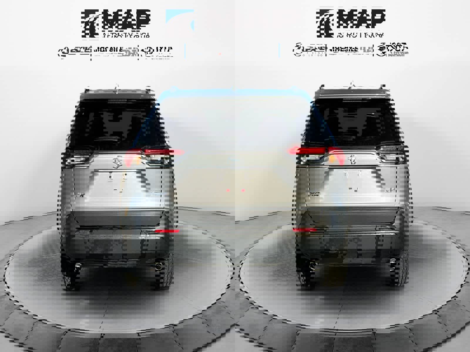 Used 2024 Toyota RAV4 XLE image 4