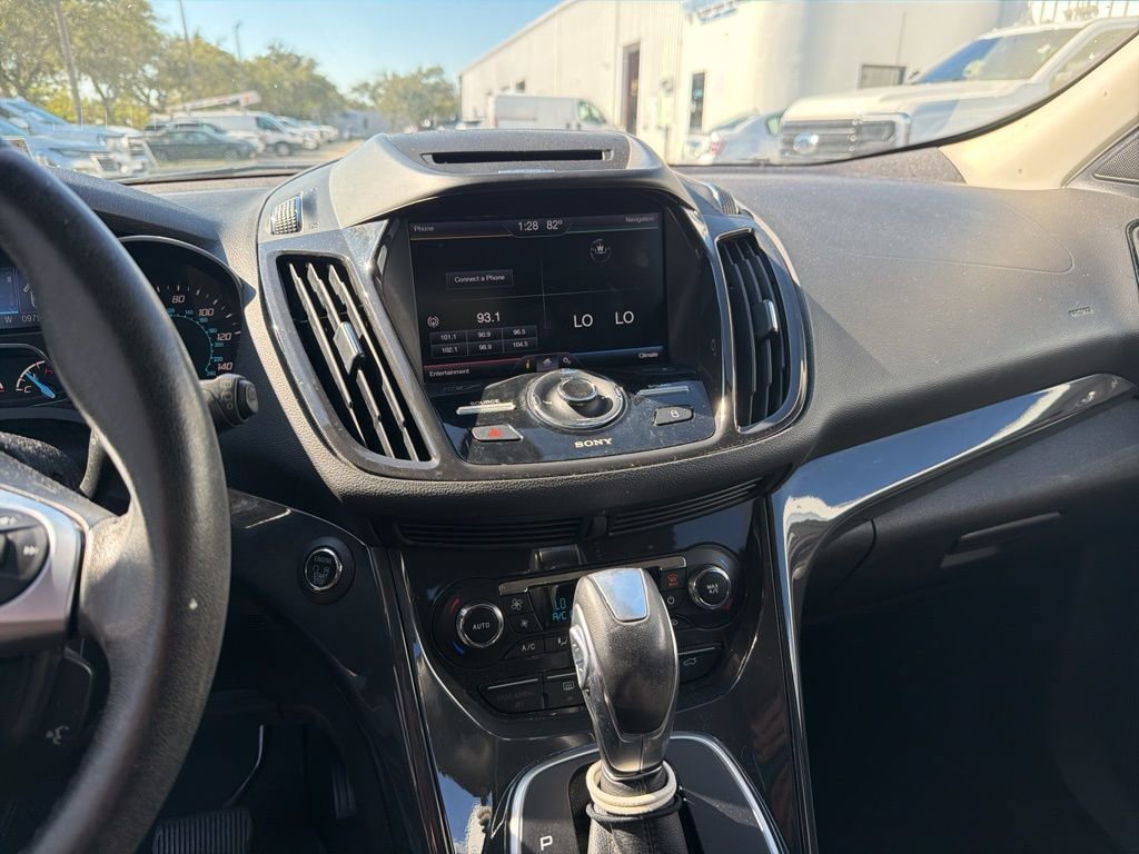 Used 2014 Ford Escape Titanium image 10