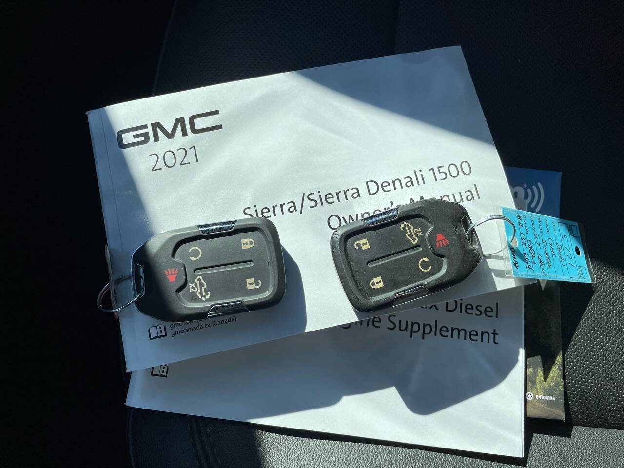 Used 2021 GMC Sierra 1500 SLT image 24
