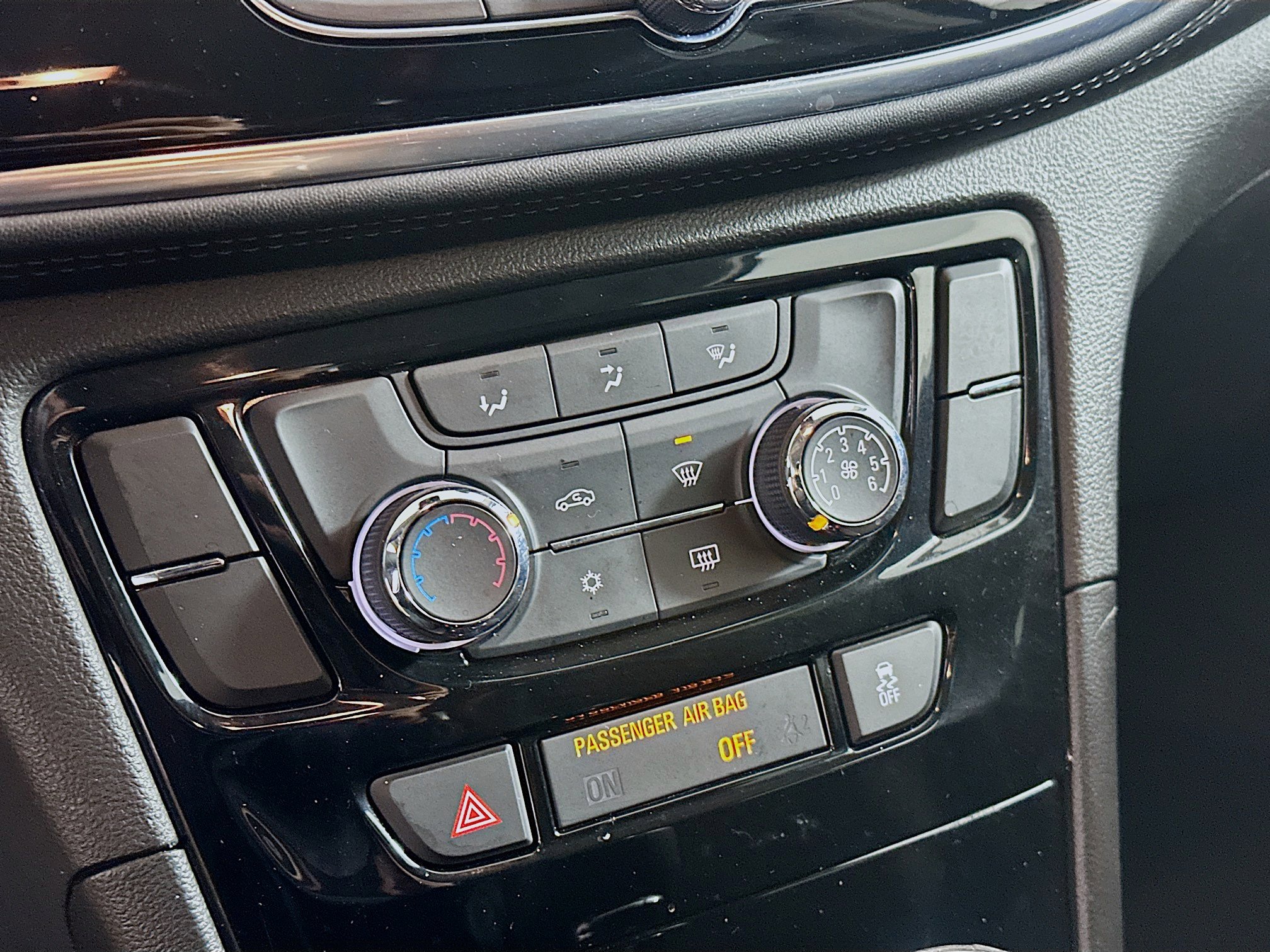 Used 2018 Buick Encore Preferred FWD image 22