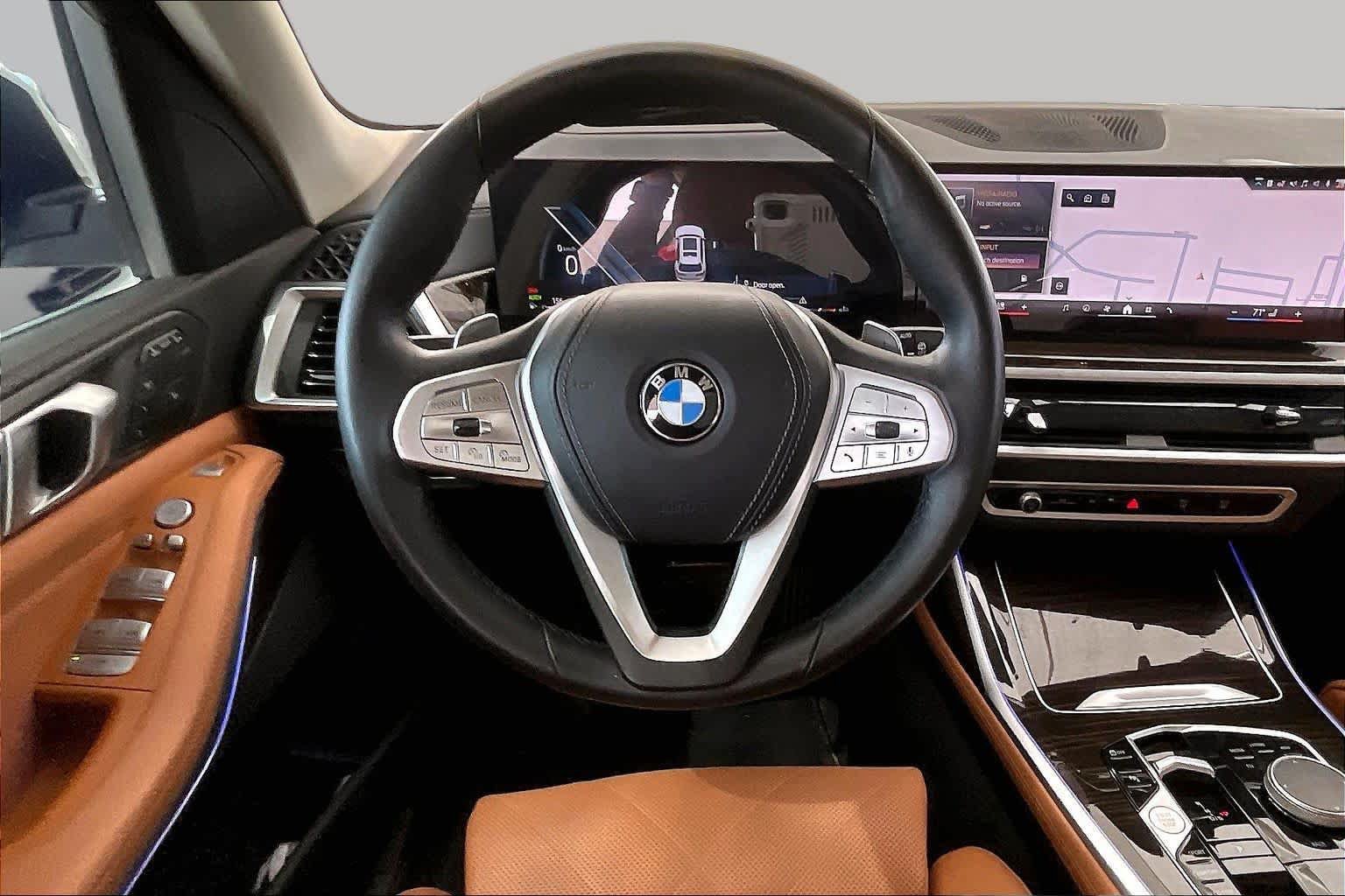 Used 2024 BMW X7 xDrive40i AWD/4WD image 6