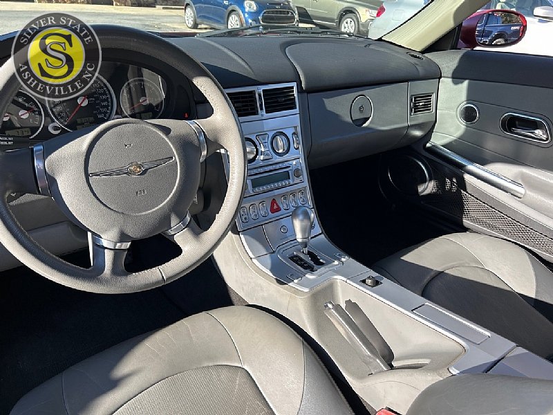 Used 2005 Chrysler Crossfire Limited image 15