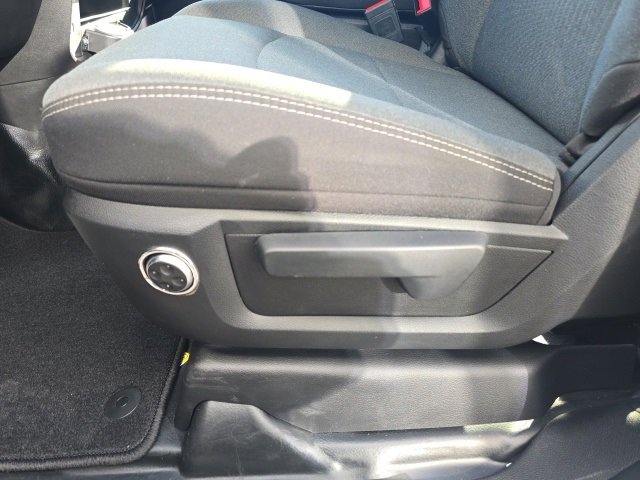 Used 2024 RAM 2500 Tradesman w/ Chrome Appearance Group image 14