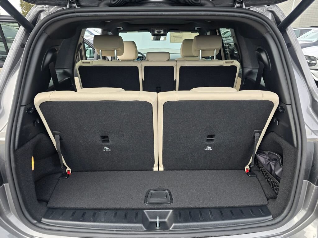 New 2026 Mercedes-Benz GLB 250 4MATIC image 11
