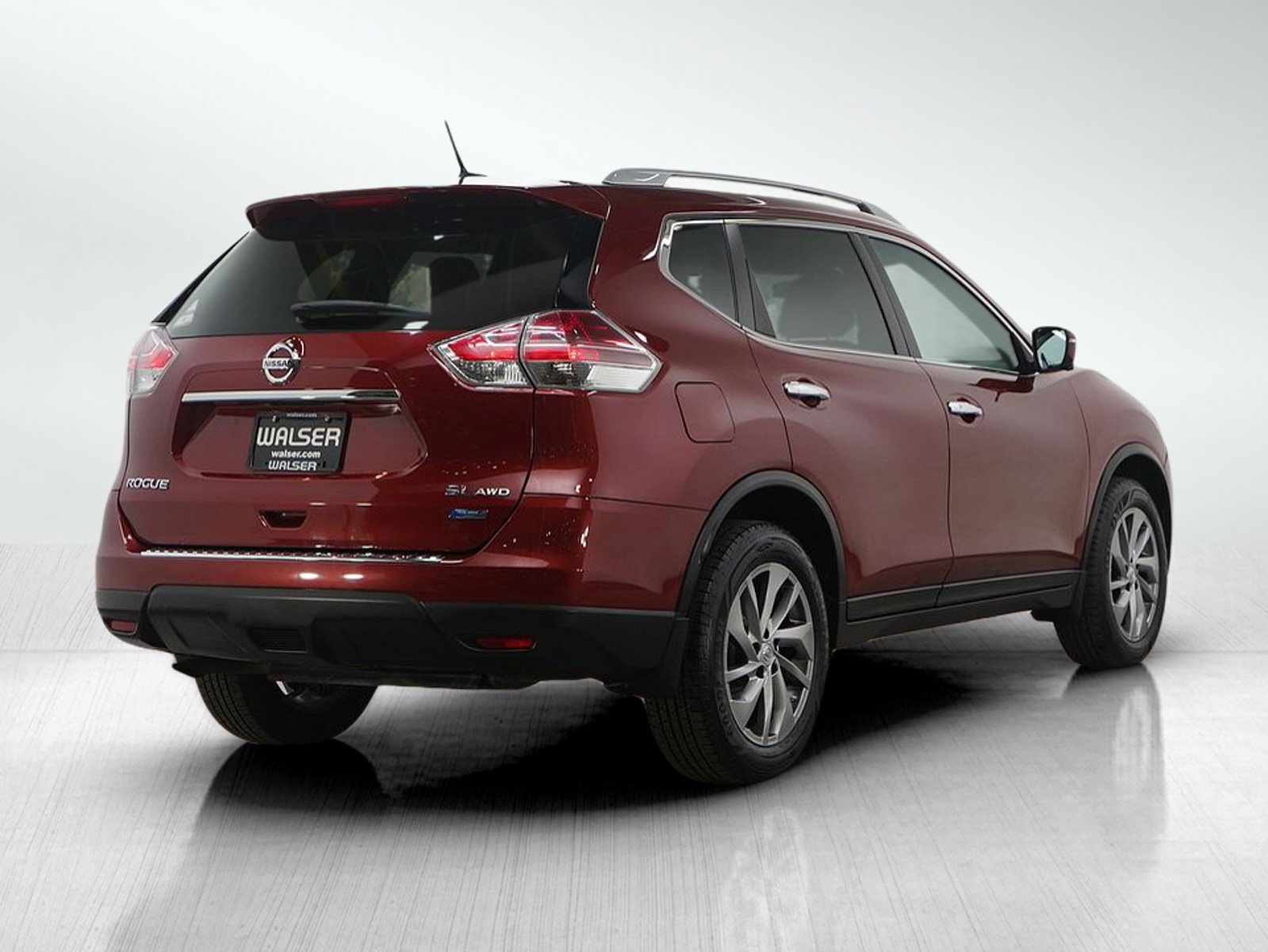 Used 2014 Nissan Rogue SL w/ SL Premium Package image 5