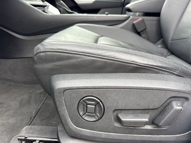 Used 2023 Audi Q3 2.0T Premium image 12