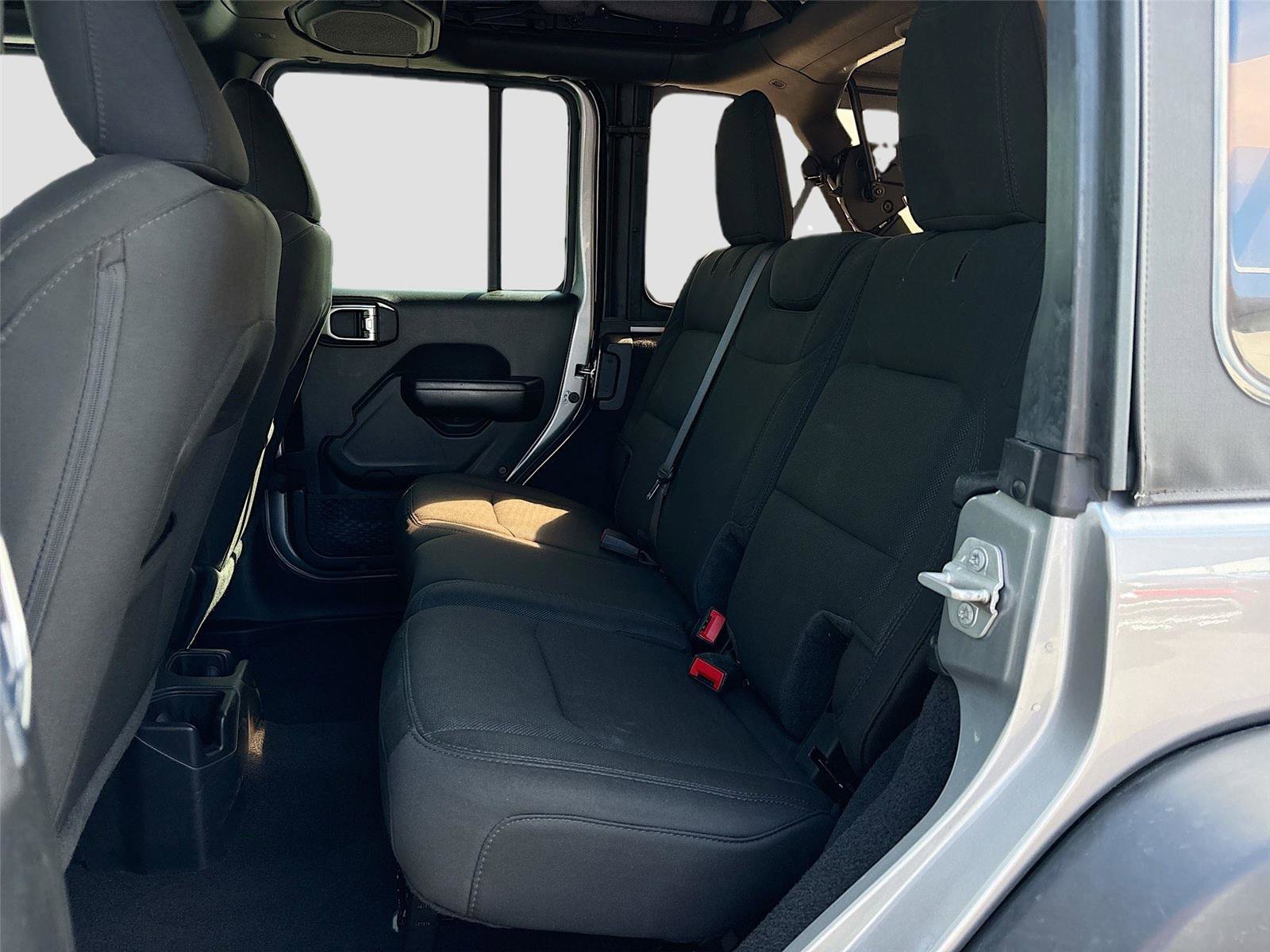 Used 2020 Jeep Wrangler Unlimited Sport S image 26