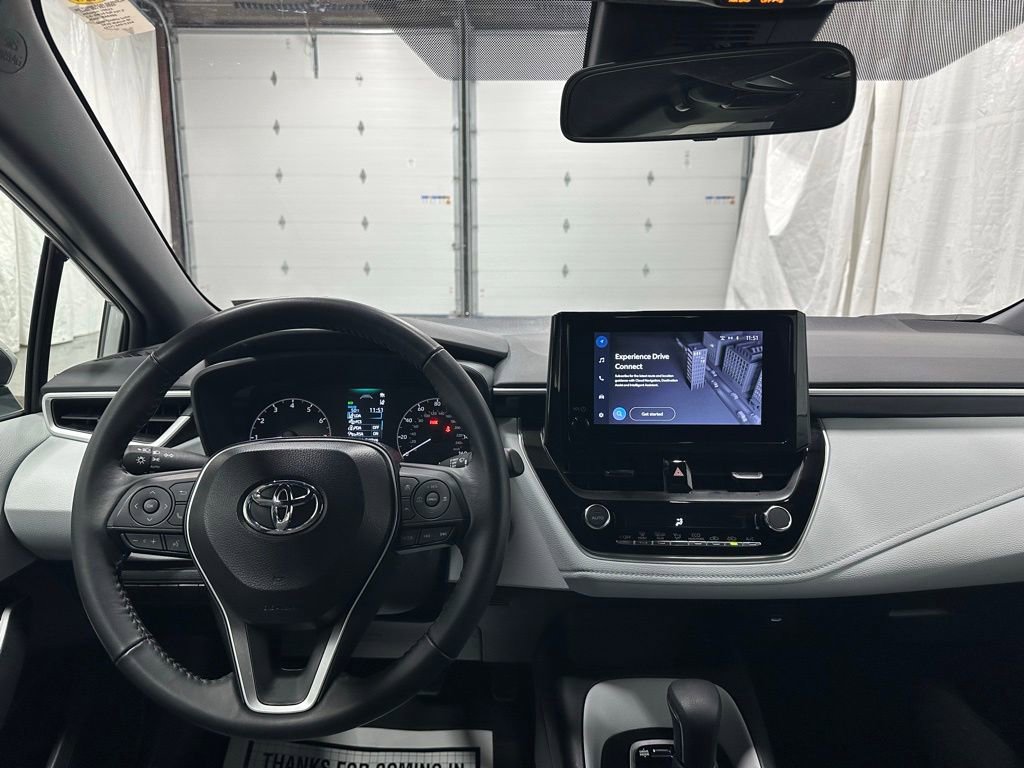 Used 2025 Toyota Corolla SE image 16