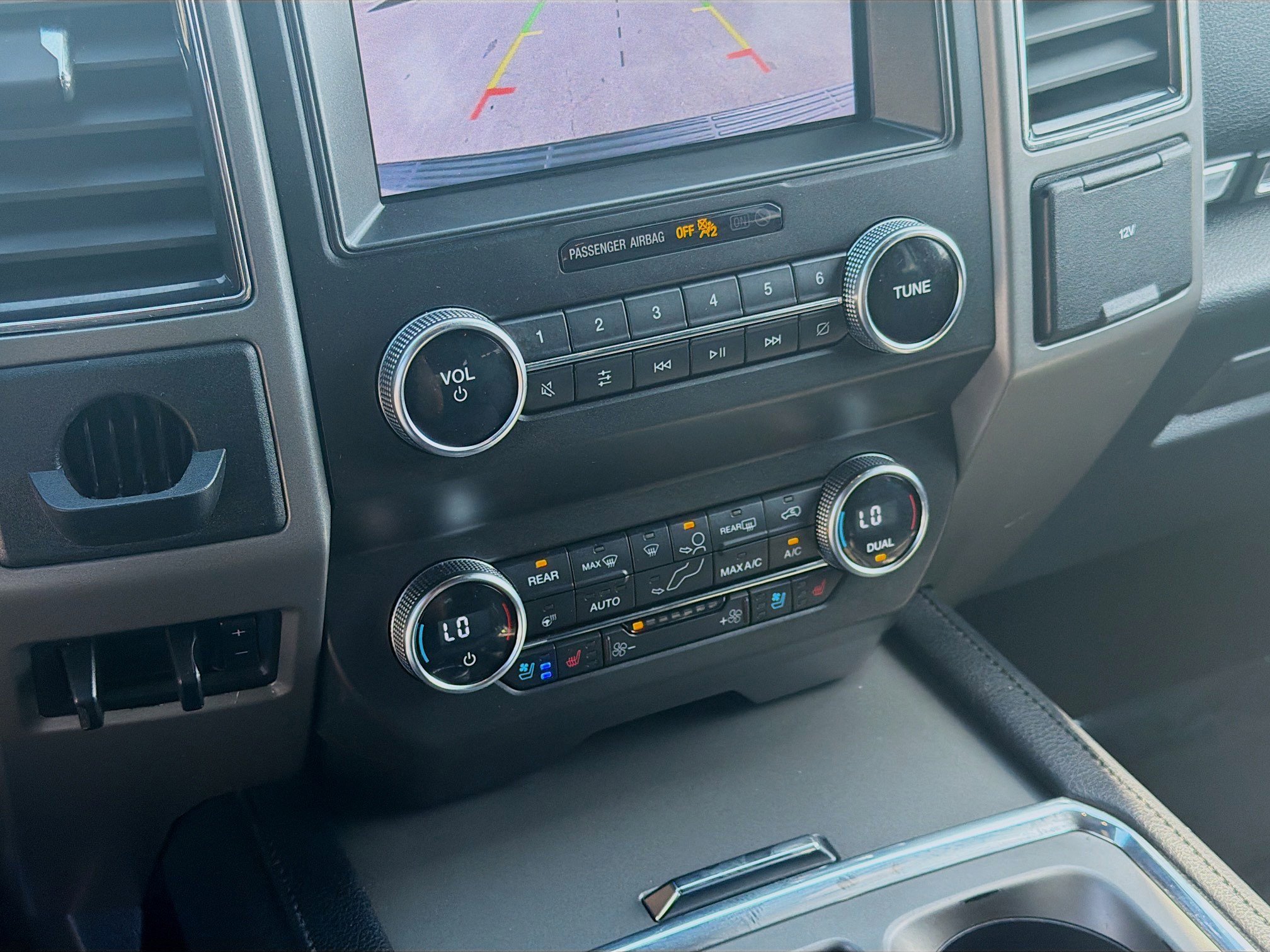 Used 2019 Ford Expedition XLT w/ Equipment Group 202A image 14