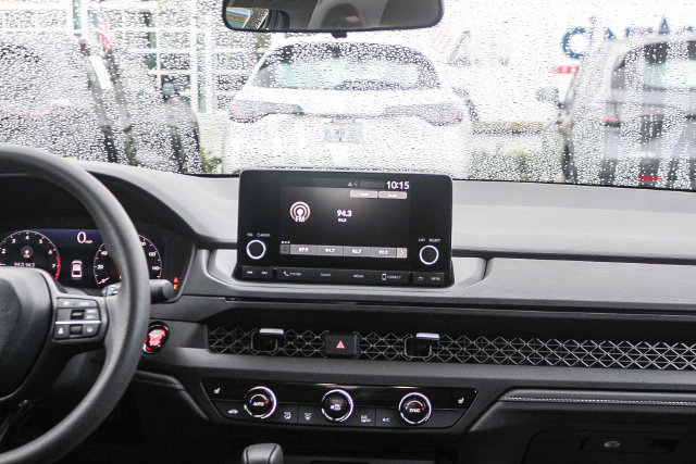 Used 2025 Honda Accord SE image 17