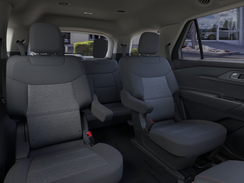 New 2026 Ford Explorer Active RWD image 11