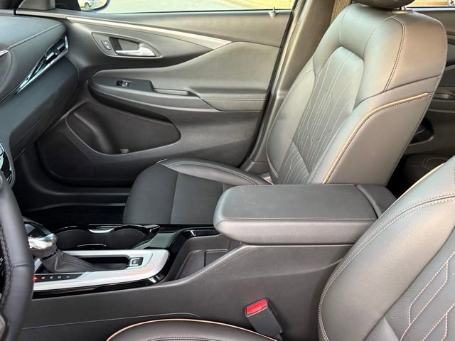 Used 2025 Buick Envista Avenir image 23